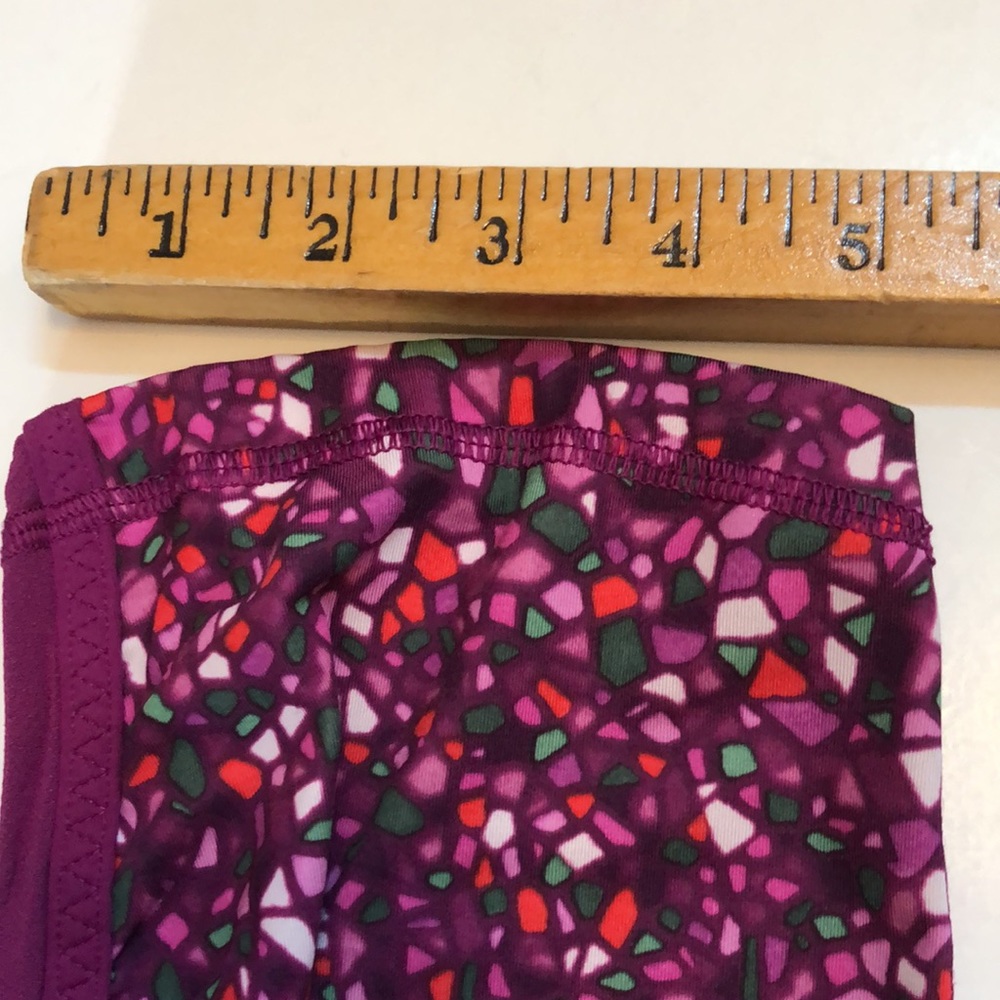 Lululemon Crop Size 10 Real Quick Crop Paradise Camo Multi Regal Plum - Picture 13 of 15